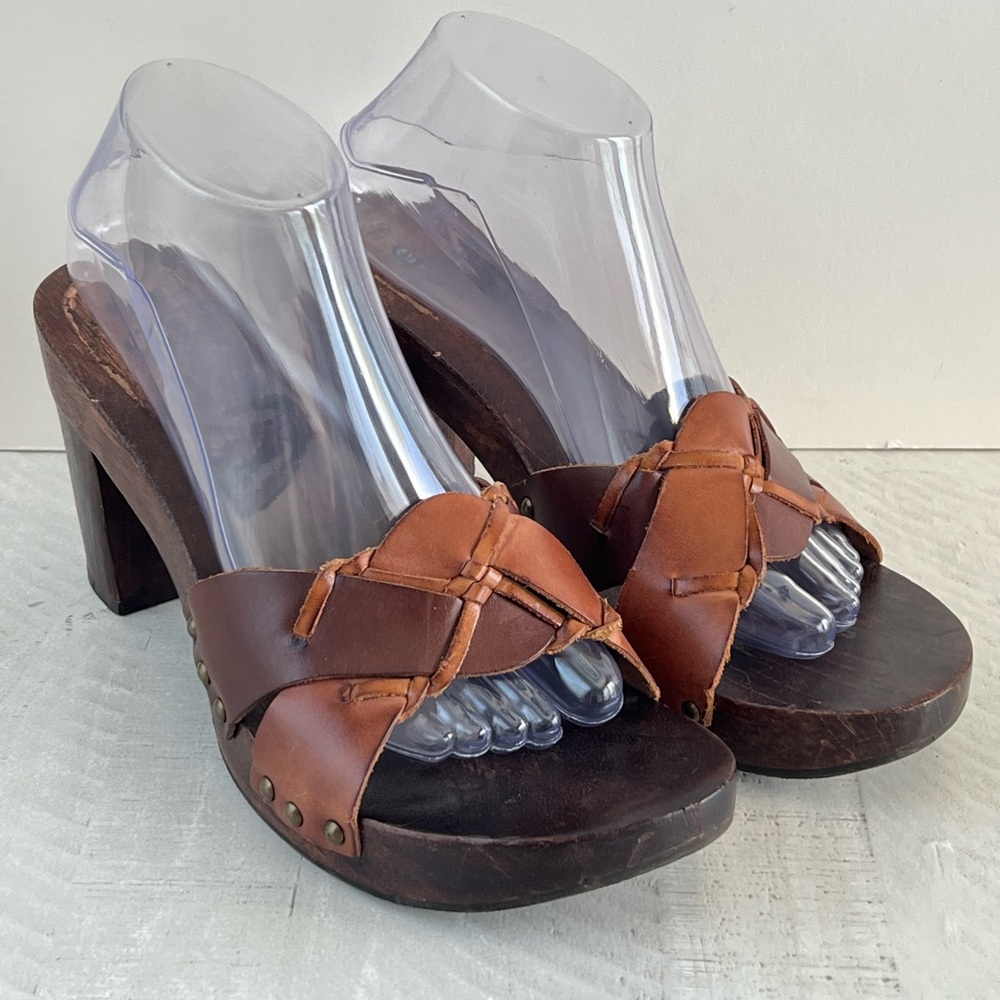 90’s Vintage Brown leather woven Boho Chunky Heals made in Brazil  Size 10